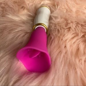 New Tongue vibrating toy battery operated